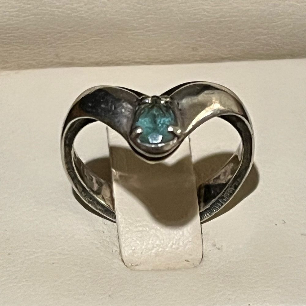 Retired James Avery ring